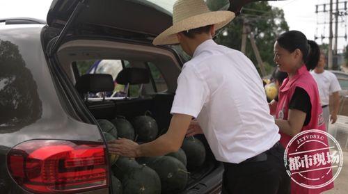男子吃瓜飙车事件,一场意外引发的全民关注