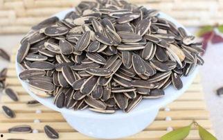 吃瓜必备物品瓜子,解锁夏日吃瓜新姿势